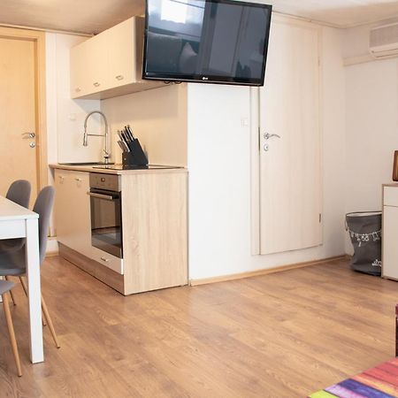 Twin-Magnolias Condo With Garden, Parking & Ev Station ซาเกร็บ ภายนอก รูปภาพ
