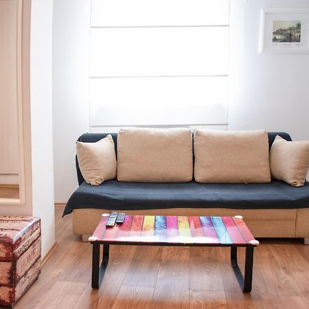 Twin-Magnolias Condo With Garden, Parking & Ev Station ซาเกร็บ ภายนอก รูปภาพ