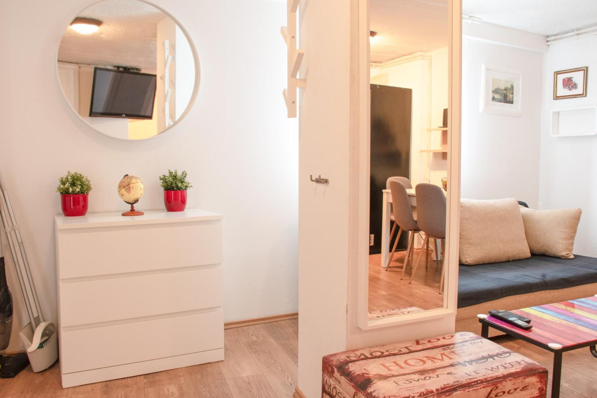 Twin-Magnolias Condo With Garden, Parking & Ev Station ซาเกร็บ ภายนอก รูปภาพ