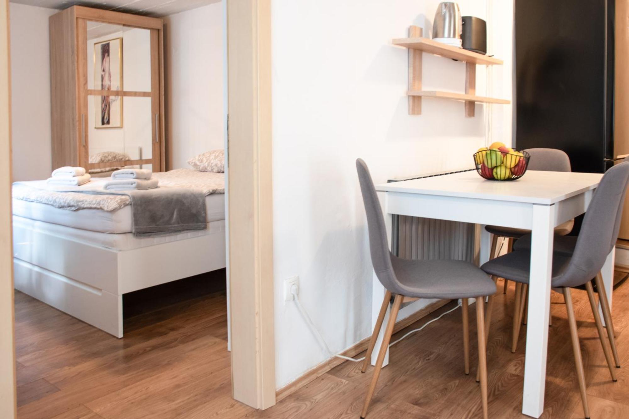 Twin-Magnolias Condo With Garden, Parking & Ev Station ซาเกร็บ ภายนอก รูปภาพ