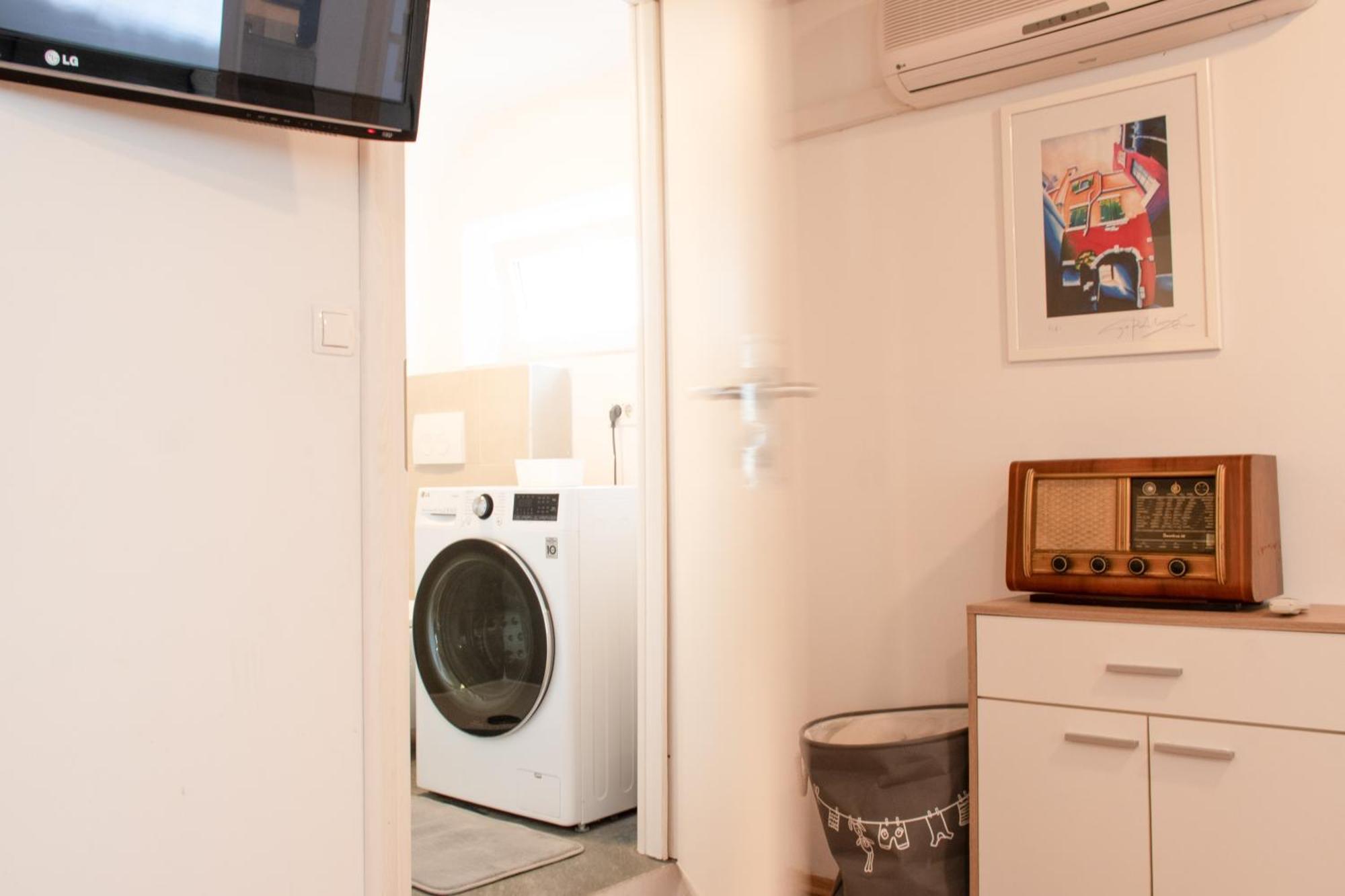 Twin-Magnolias Condo With Garden, Parking & Ev Station ซาเกร็บ ภายนอก รูปภาพ