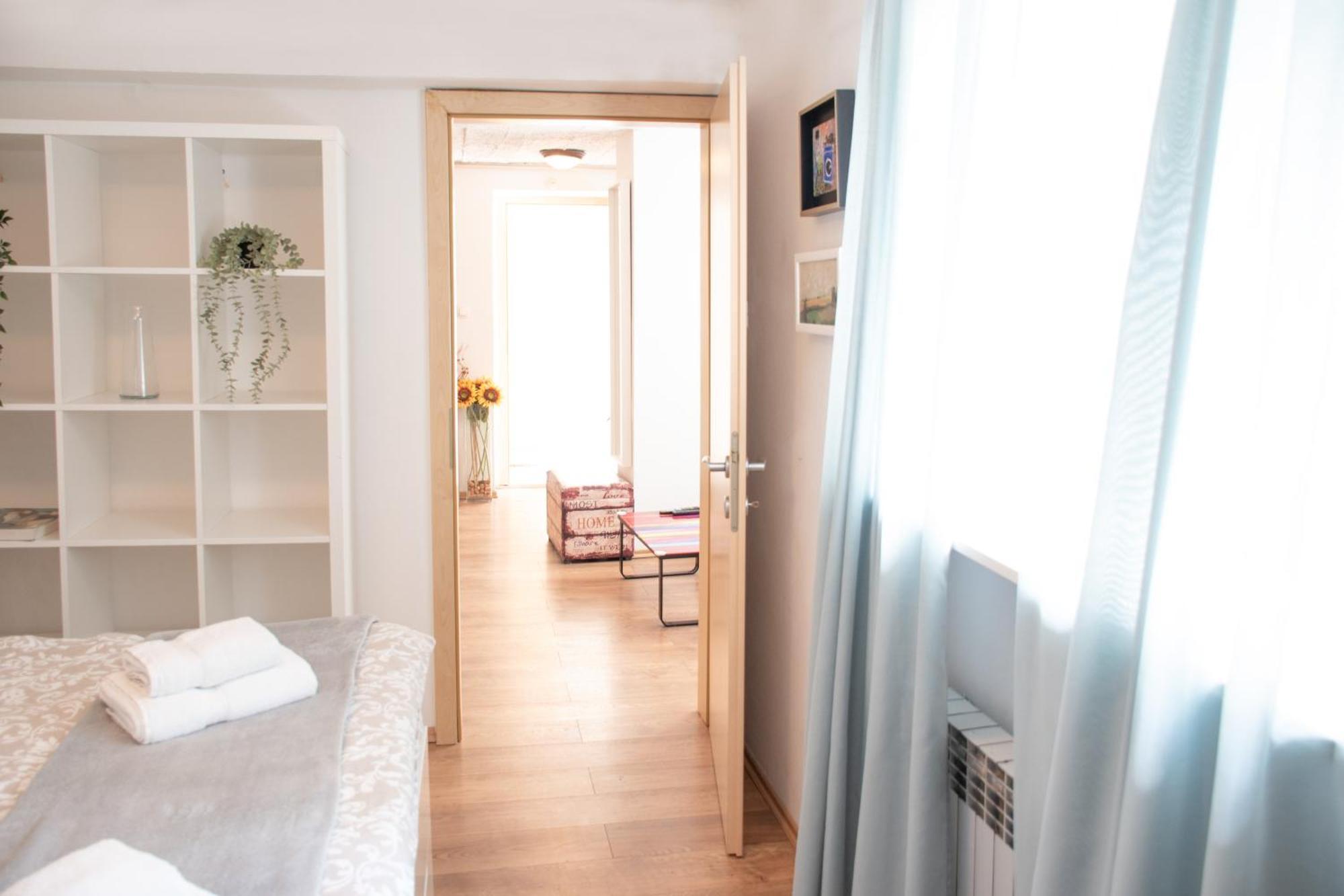 Twin-Magnolias Condo With Garden, Parking & Ev Station ซาเกร็บ ภายนอก รูปภาพ